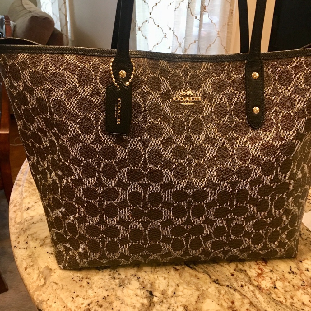 Coach Tote